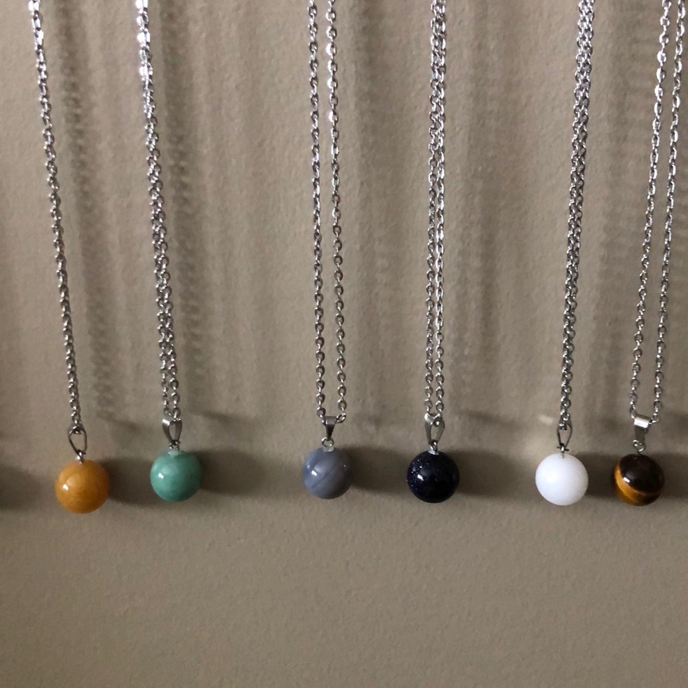 đŠ4/30$$$ Authentic Crystal Necklaces - Picture 3 of 4